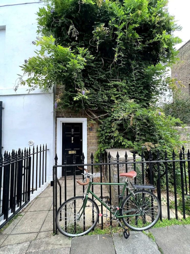 undefined Quirky 1 Bedroom Apartment in Islington