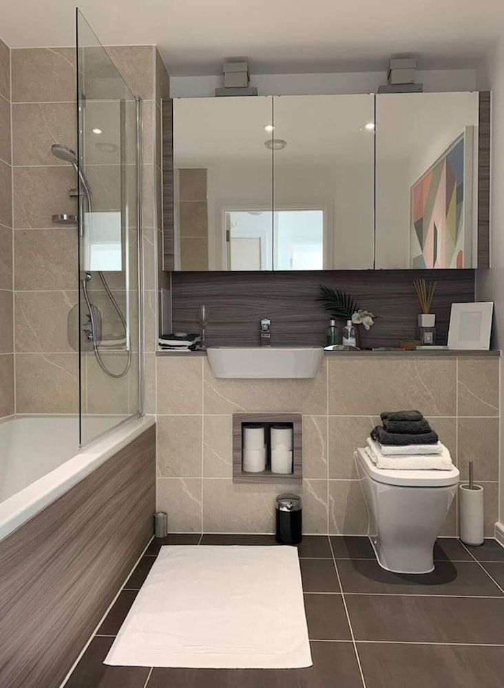 Stylish and Chic 1 Bedroom Apartment in Canning Town Basic Apartment, 1 King Bed 9