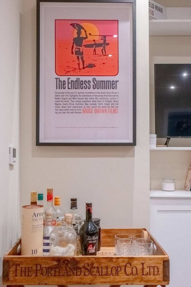 undefined Stylish 2 Bedroom Apartment in Chelsea With Garden