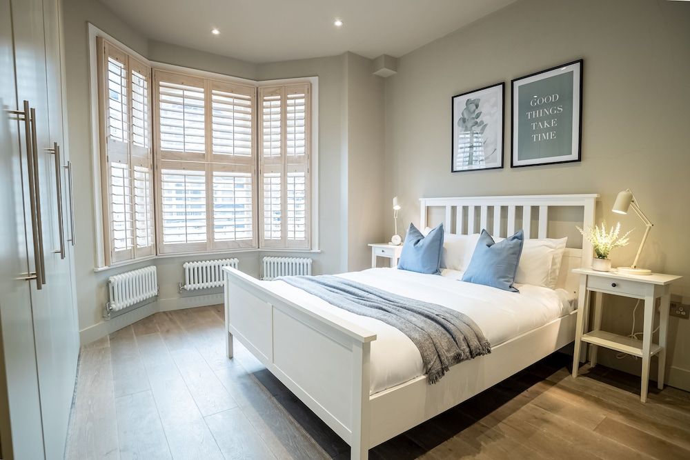 undefined Luxe Pristine 2BR near Buckingham Palace 2