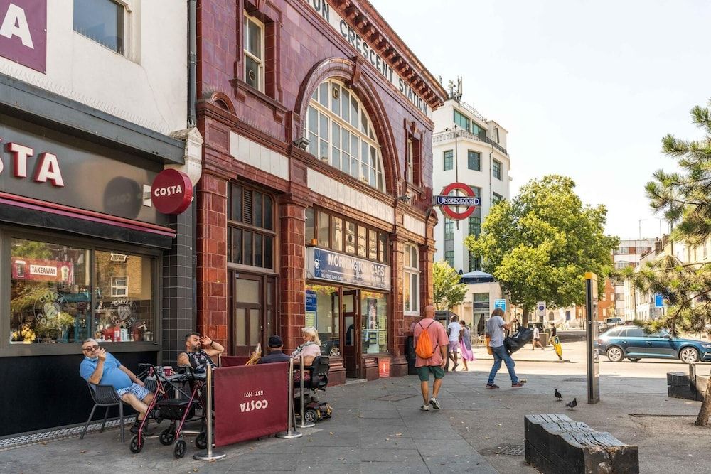 undefined Bright & Cosy Studio Close to Central London 6