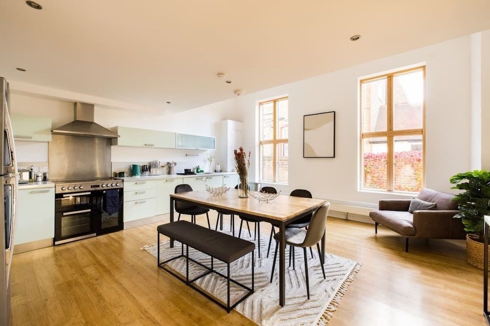 undefined The Clapham - Captivating 2bdr With Garden & Parking 7