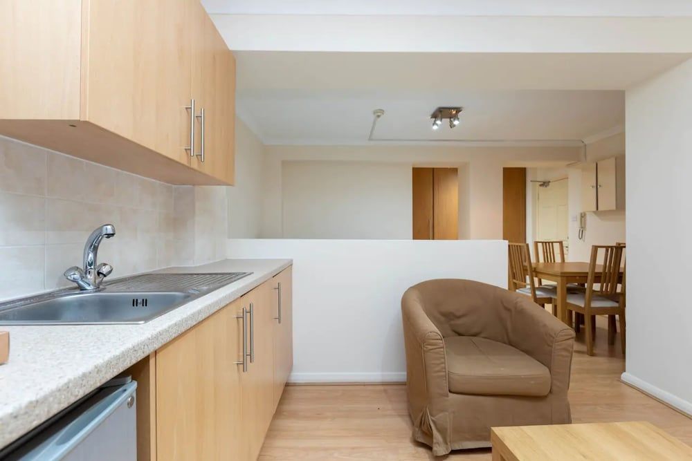 undefined Central Studio Apartment in Chelsea 4