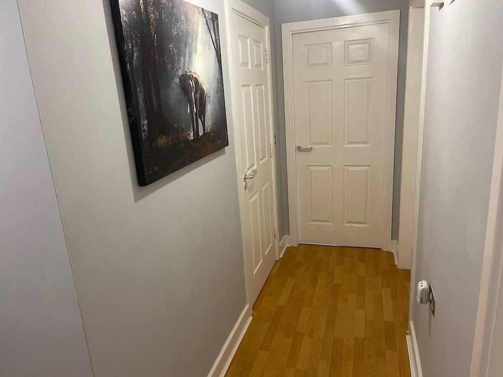 undefined Remo Apartment Near Canary Wharf & 02 9