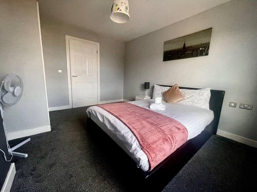 undefined Remo Apartment Near Canary Wharf & 02 3