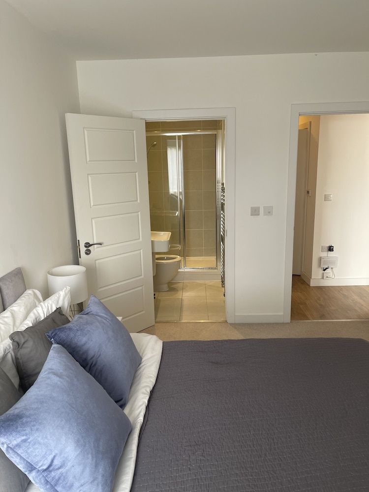 undefined Beautiful 2-bed Apartment in London 2