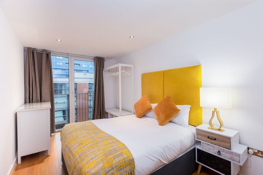 undefined Waterside Bliss 2 Bed 2 Bath Apartment 2