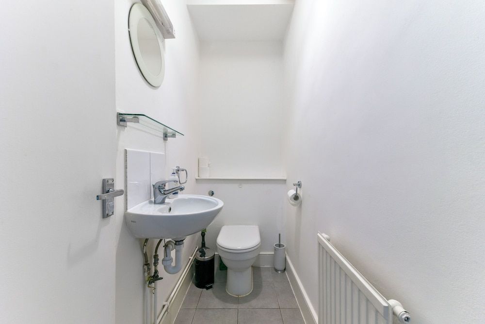 South Kensington Townhouse Comfort Apartment 12