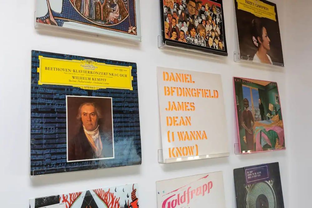 undefined Stylish 2 Bedroom Flat in Canada Water