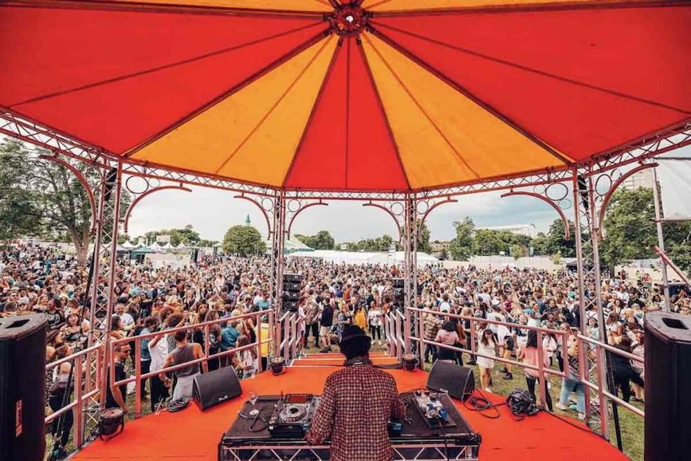 undefined Charming Luxury Holiday Stay in Beautful Location 4