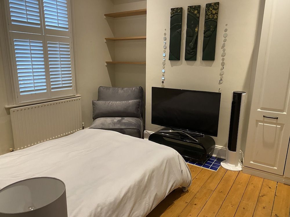 undefined Charming Luxury Holiday Stay in Beautful Location 10