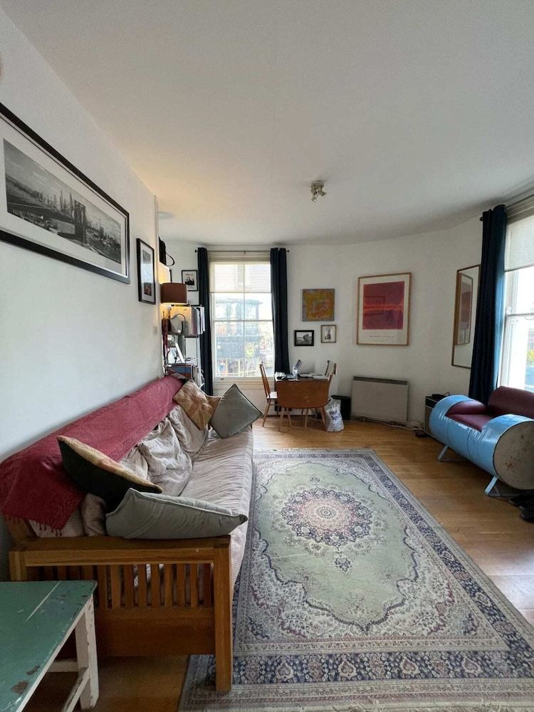 undefined Bright Studio Flat in Notting Hill 4