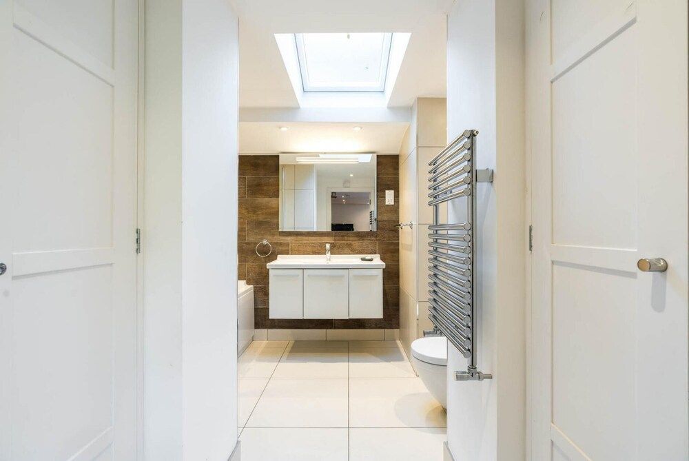 undefined Unique 2 Bedroom Converted Artist's Studio 2