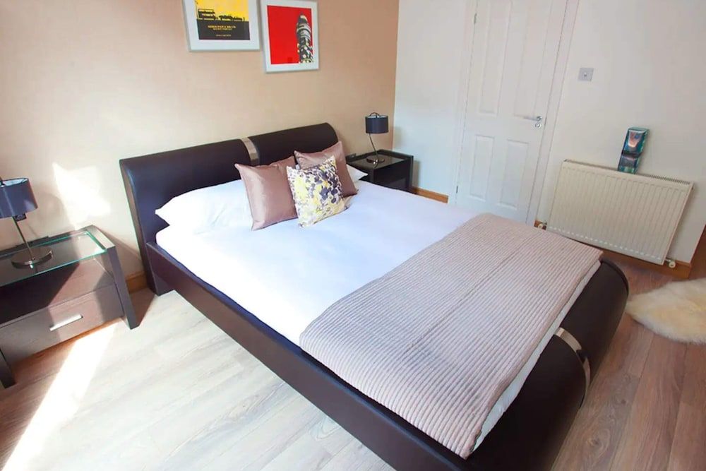 undefined Impressive 2 Bedroom Luxury Flat in Chelsea 8