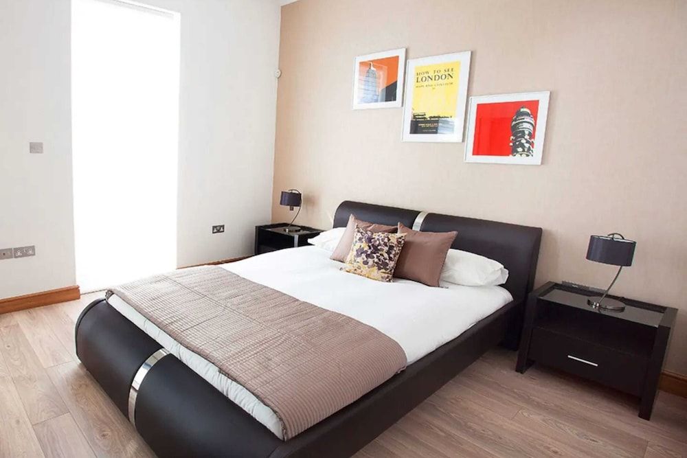 undefined Impressive 2 Bedroom Luxury Flat in Chelsea 10