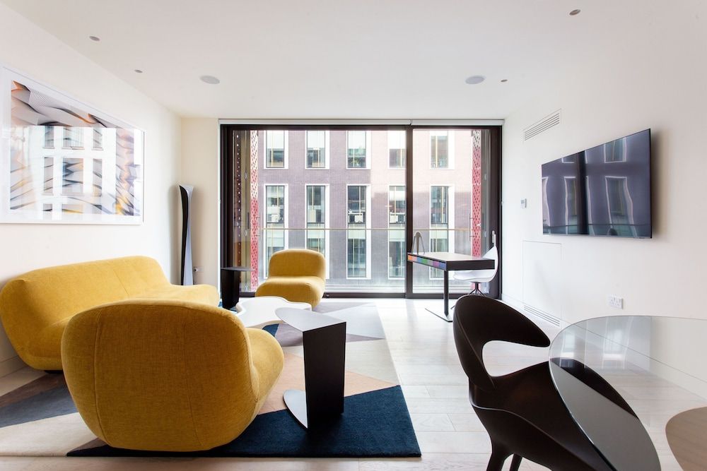Designer Apartment in Mayfair Premium Double Room 19