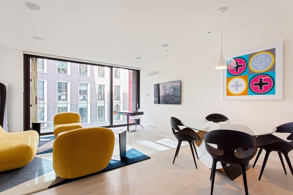 Designer Apartment in Mayfair Premium Double Room 21