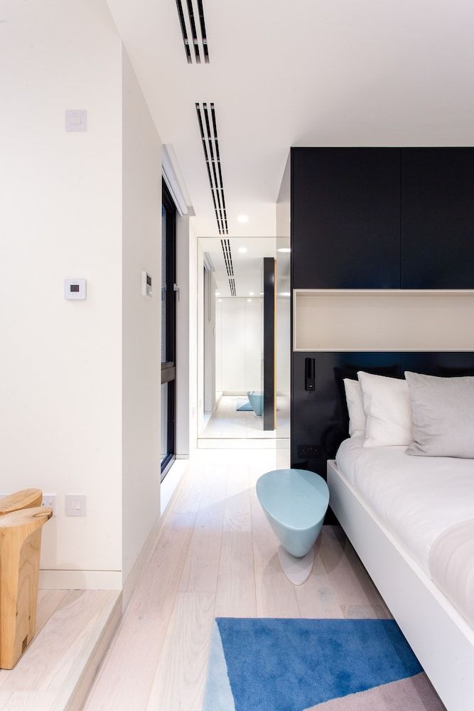 undefined Designer Apartment in Mayfair 6