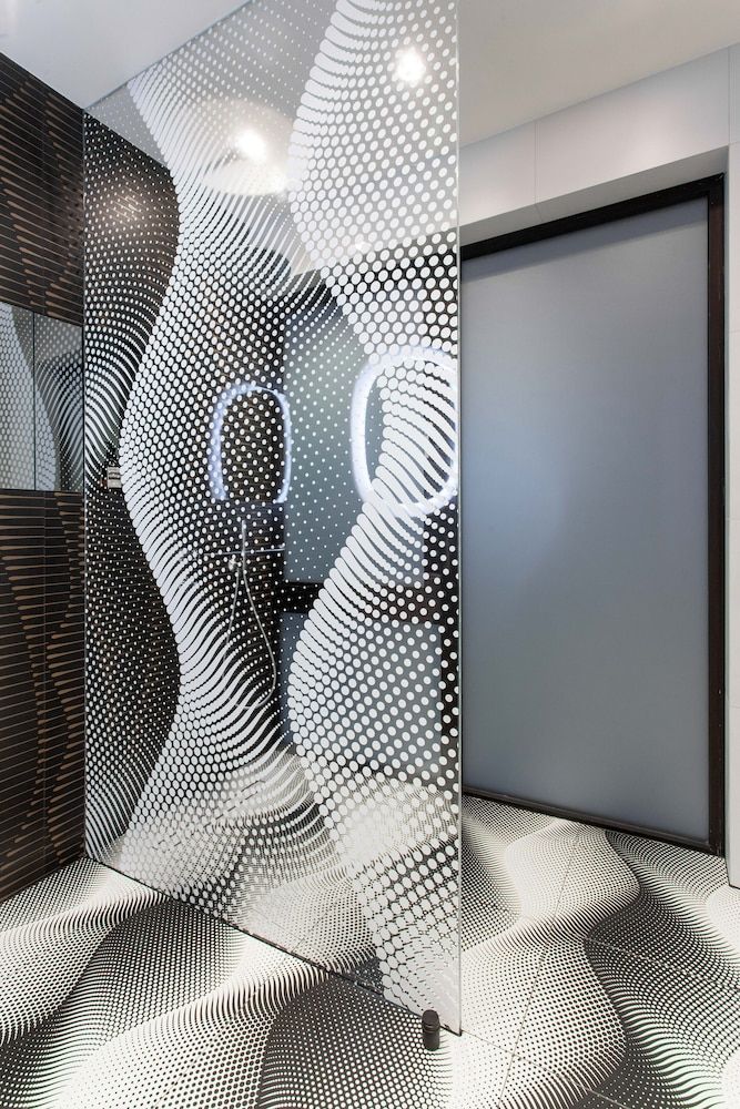 Designer Apartment in Mayfair Premium Double Room 26