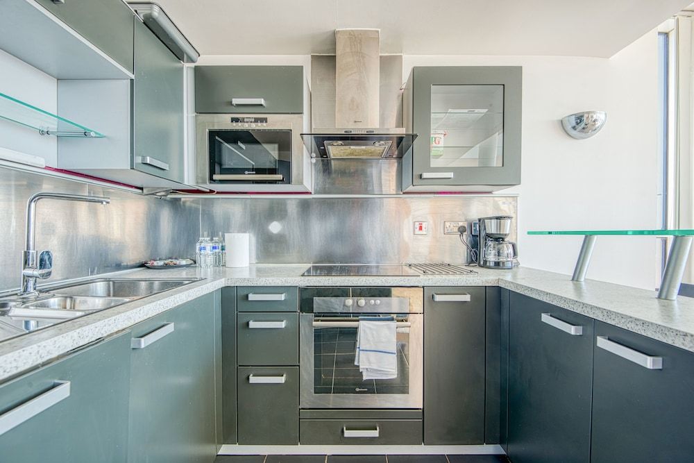 undefined Jibbs Corner Penthouse Apartment 6