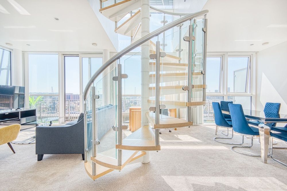 undefined Jibbs Corner Penthouse Apartment 10