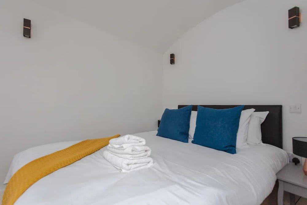 undefined Spacious and Modern Apartment in Pimlico 6