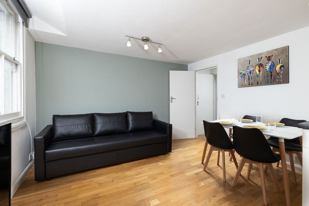 Beautiful Euston I Deluxe Apartment 4