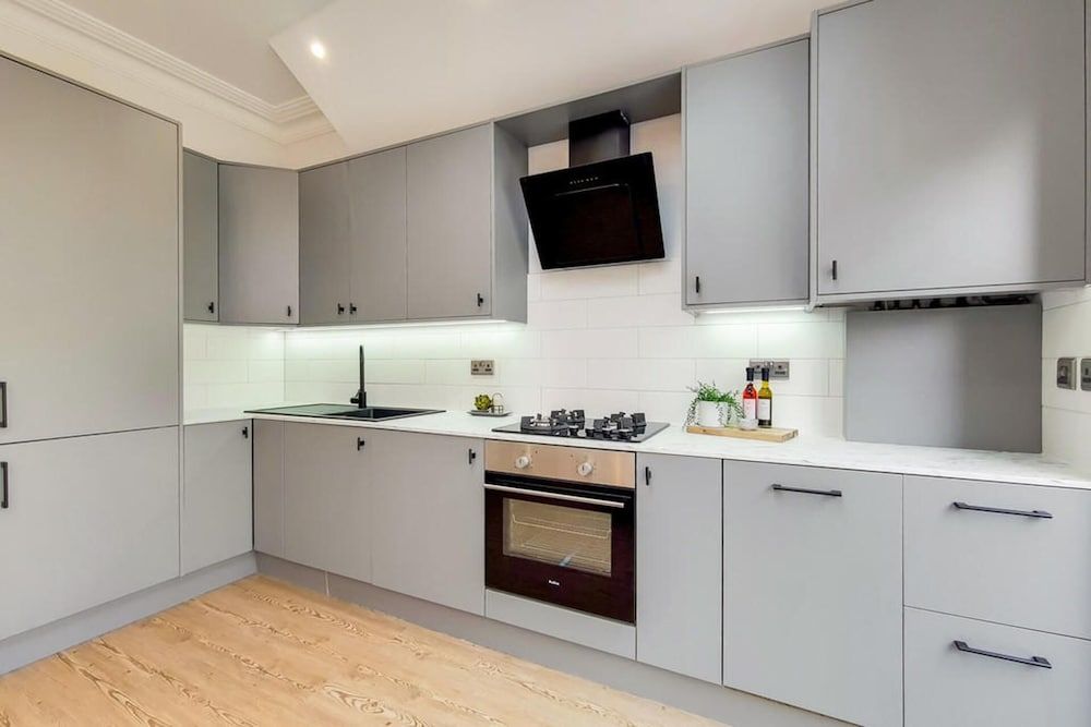 undefined Brand New Luxury 2-bed Apartment in London 4