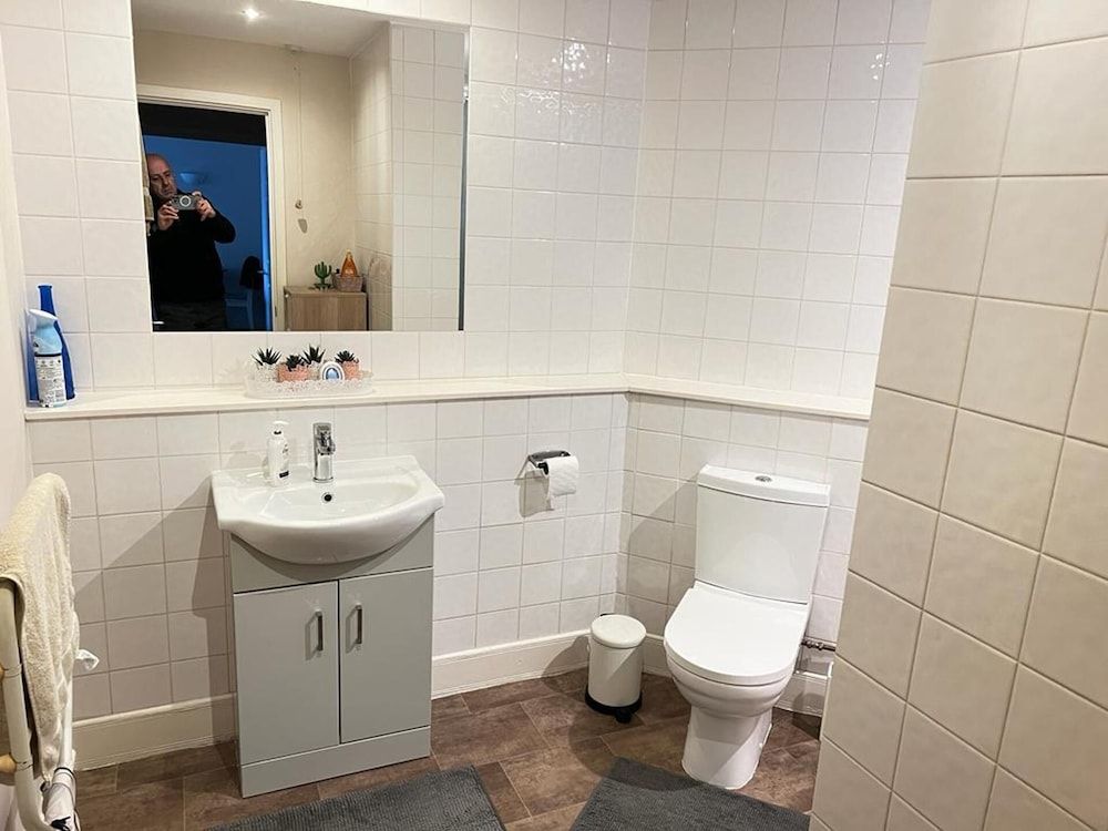 undefined Beautiful 1-bed Apartment in Wimbledon- London 10