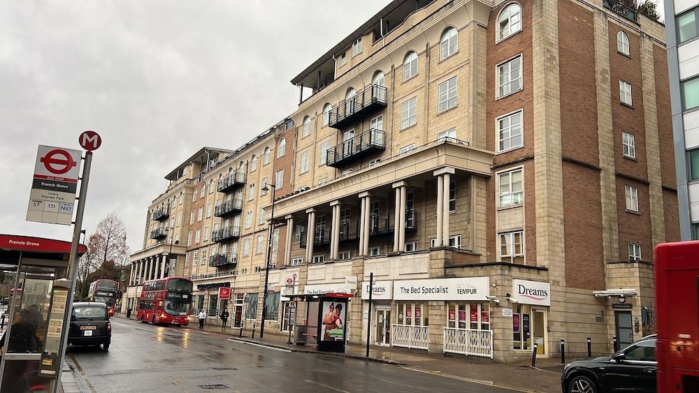 undefined Beautiful 1-bed Apartment in Wimbledon- London 7