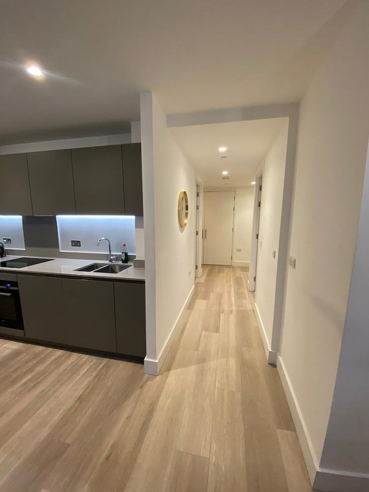 undefined Brand New 2 Bedroom Near Olympic Stadium 9
