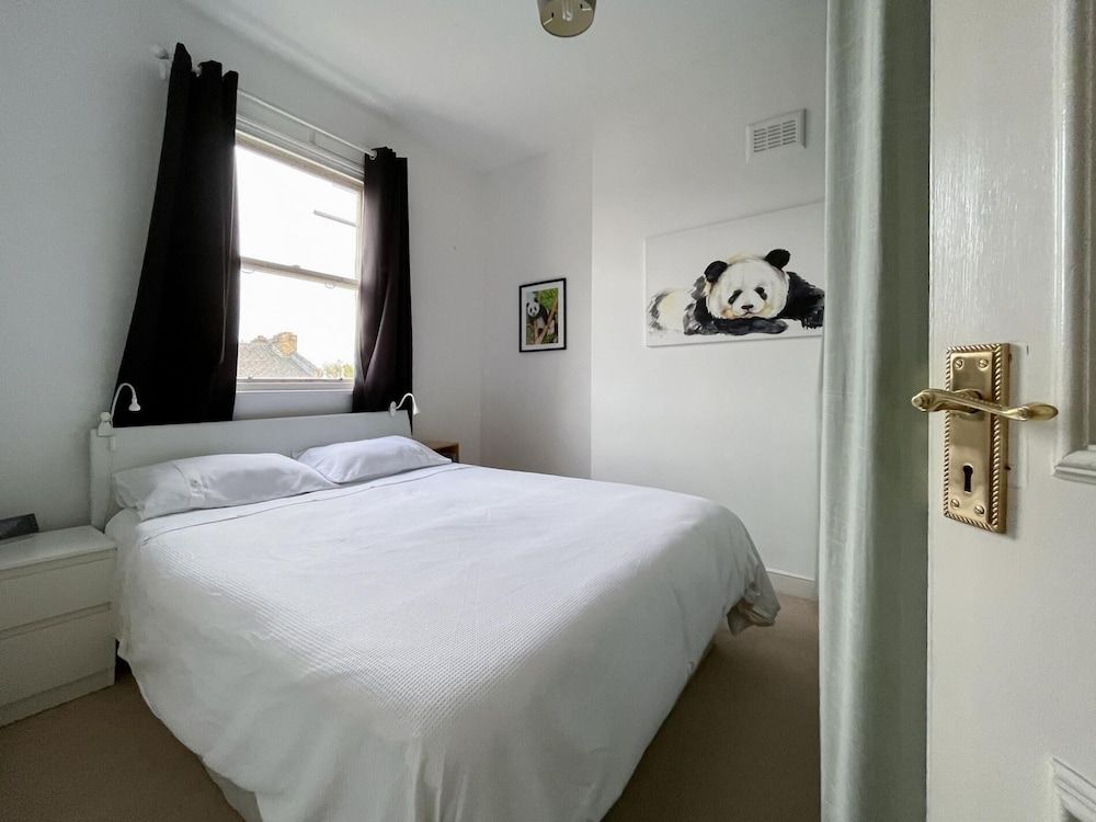 undefined Beautiful 3BD Flat in Archway London 9