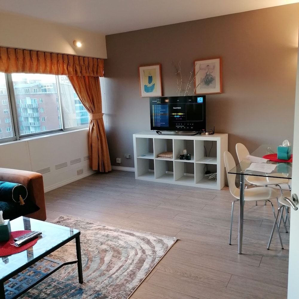 undefined Beautiful and Modern Apartment in North London 6