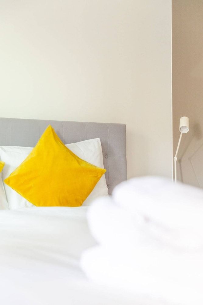 undefined Bright Flat in Elephant & Castle 4