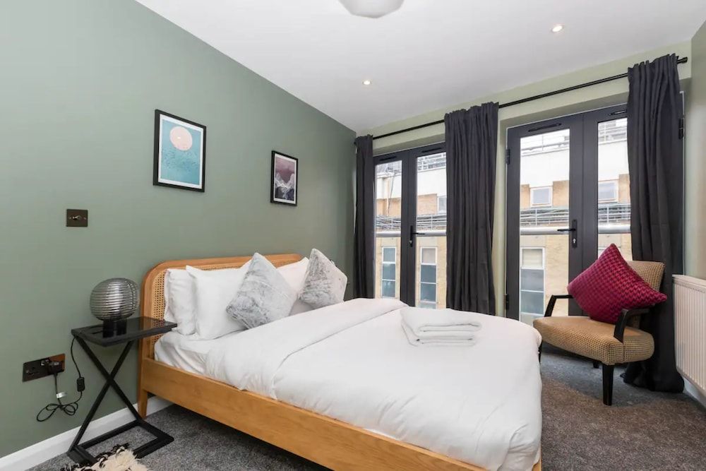 undefined Stylish & Luxurious 2 Bedroom Flat - Shoreditch 7