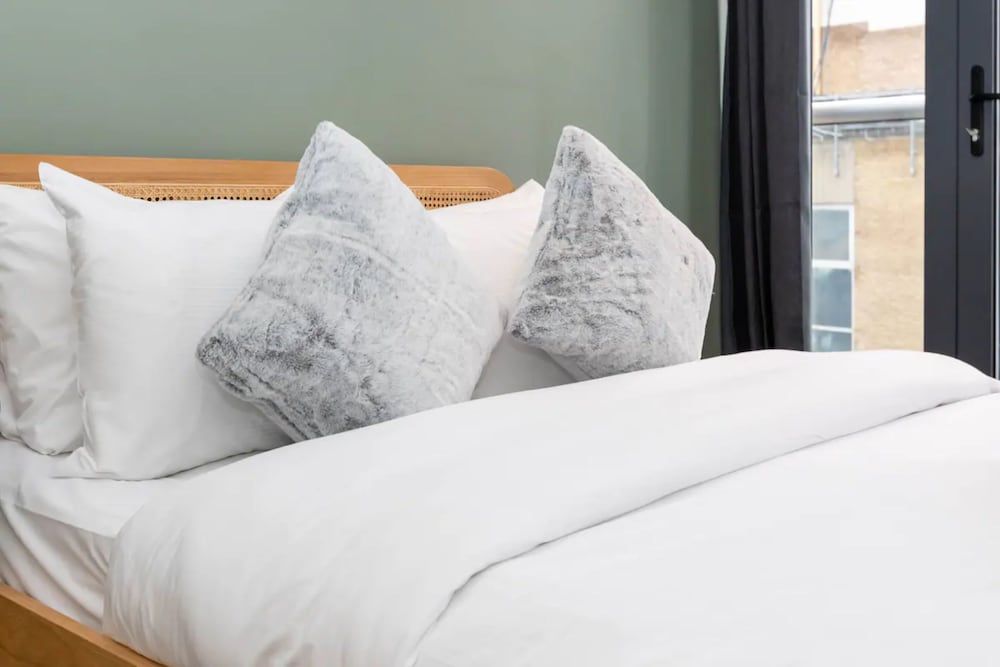 undefined Stylish & Luxurious 2 Bedroom Flat - Shoreditch 10