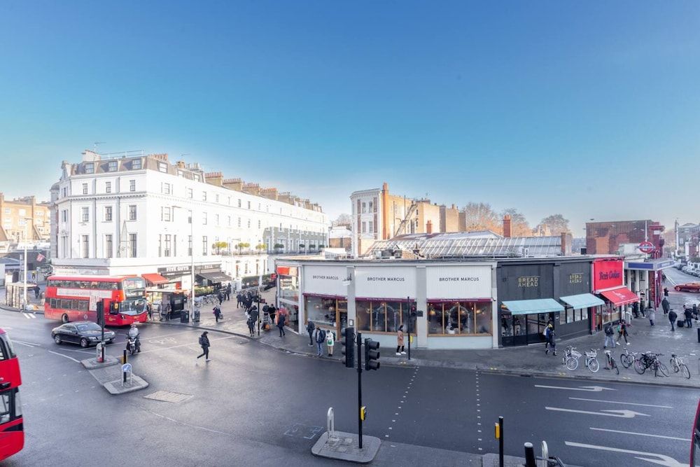 undefined Central 2 Bedroom Flat - Opposite South Kensington Tube