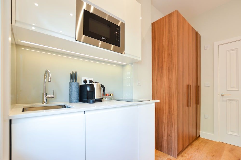 Leinster Square Serviced Apartments by Concept Apartments Small Studio Apartment 2