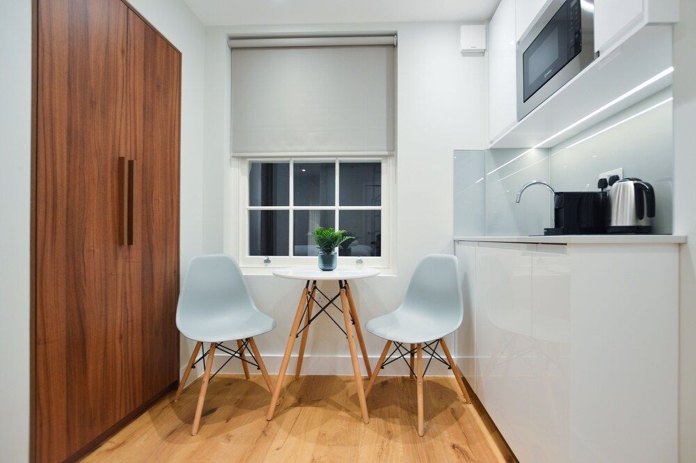 Leinster Square Serviced Apartments by Concept Apartments Small Lower Ground Floor Studio 3
