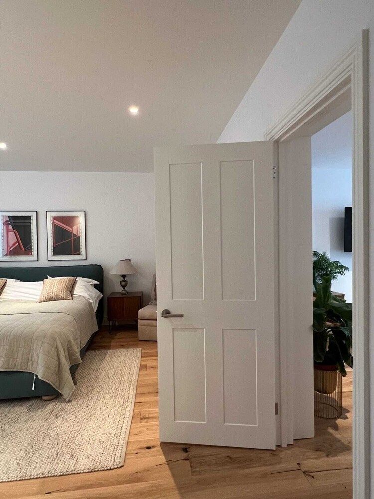 undefined Spacious and Bright 1 Bedroom Flat in Notting Hill 5