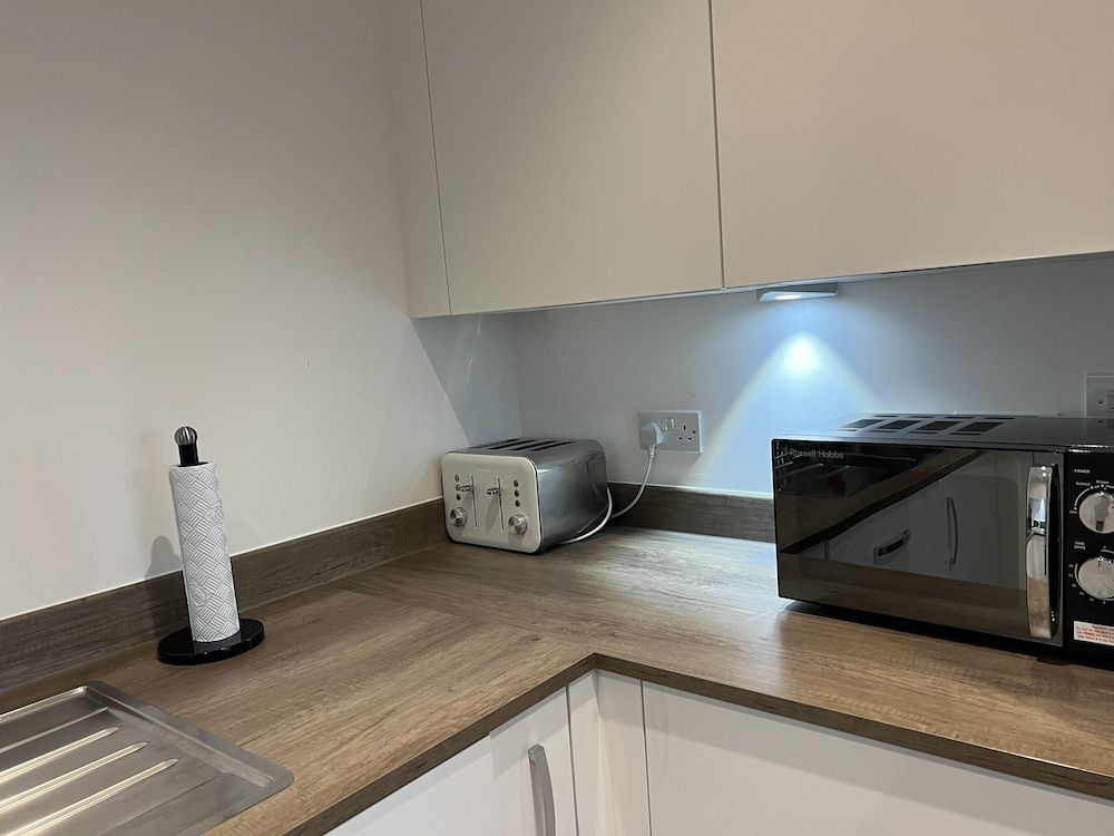 undefined Captivating Luxury 1-bed Apartment in London 3