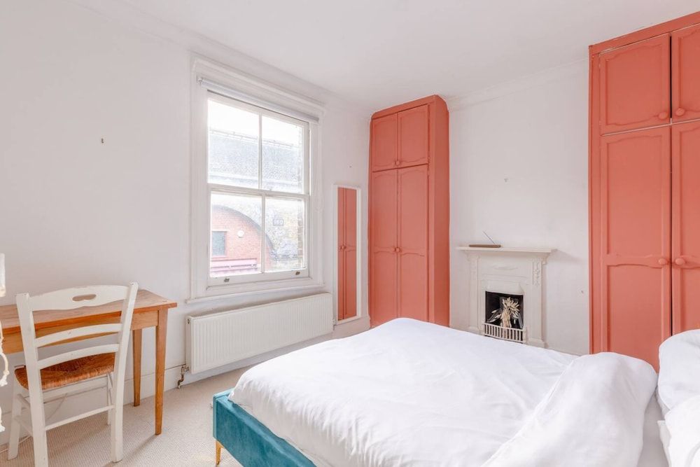 undefined Spacious and Serene 1 Bedroom Flat in Ravenscourt Park 4