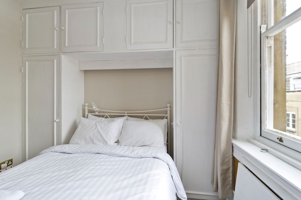 undefined Charming Apartment Close to Kings Road Chelsea by Underthedoormat 4