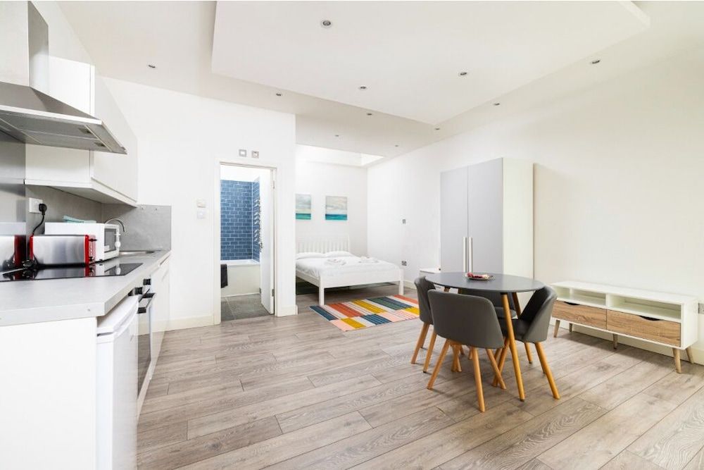 undefined Charming Euston Apartments