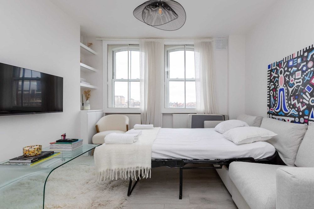 undefined Central and Stylish 1 Bedroom Flat in Vauxhall 6