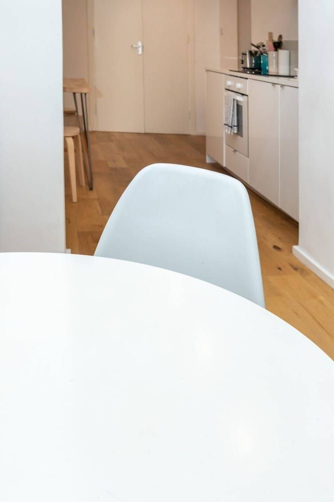 undefined Stylish and Modern 1 Bedroom Flat in Whitechapel 3