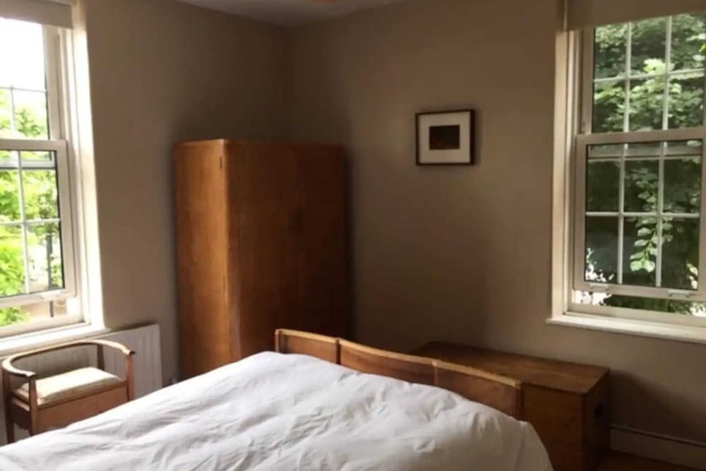 undefined Stunning 2 Bedroom Flat in the Heart of Bermondsey 5