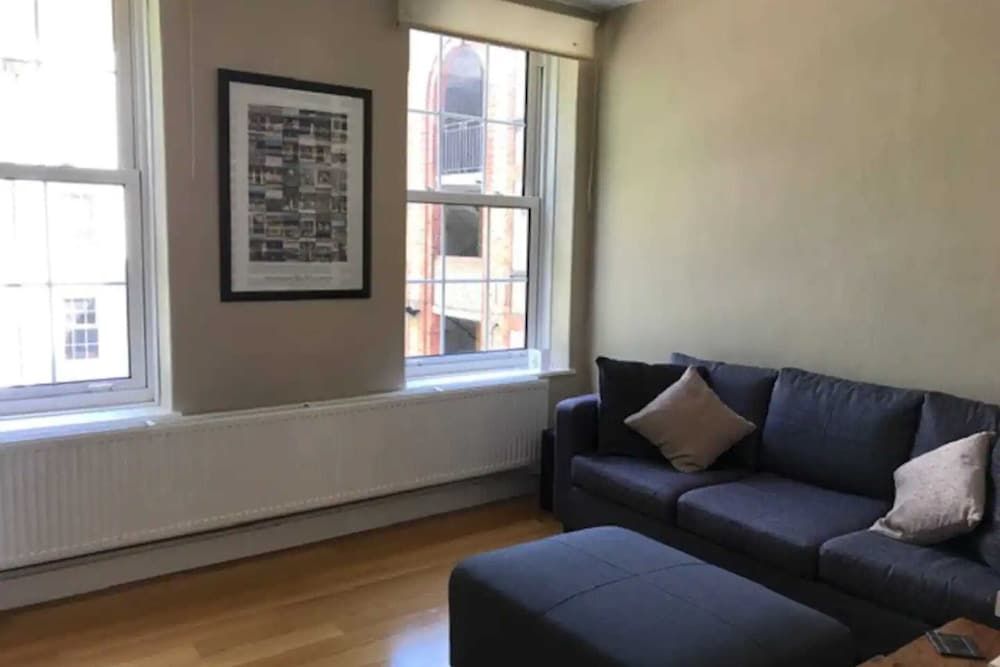 undefined Stunning 2 Bedroom Flat in the Heart of Bermondsey 10