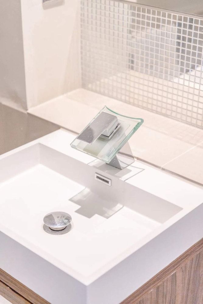 undefined Bright and Spacious 1 Bedroom Flat in Notting Hill 10