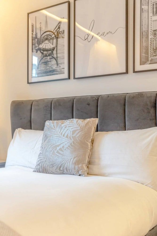 undefined Stylish 1 Bedroom Flat in Nine Elms 4